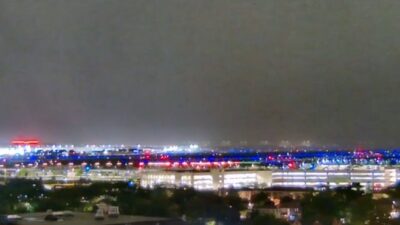 ABD'de Chicago O'Hare Havalimanı'nı fırtına ve hortum tehdidi altında... Havalimanı