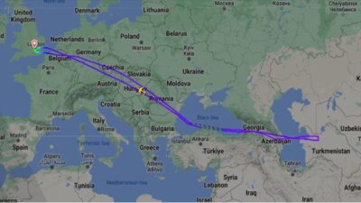 Hong Kong’a gitmek üzere Londra’dan havalanan British Airways’in Boeing 777