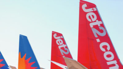 İngiliz low cost havayolu şirketlerinden Jet2’nin Antalya Leeds uçuşunda aşırı