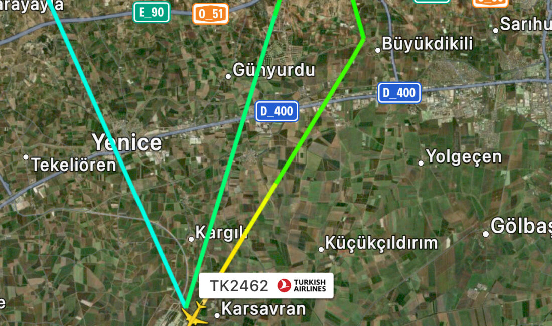 Çukurova Havalimanı’na ilk inen tarifeli uçak THY’nin TK 2462 sefer