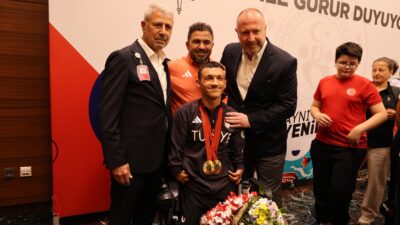 Paris 2024 Paralimpik Oyunları'nda 2 altın madalya kazanarak yurda dönen
