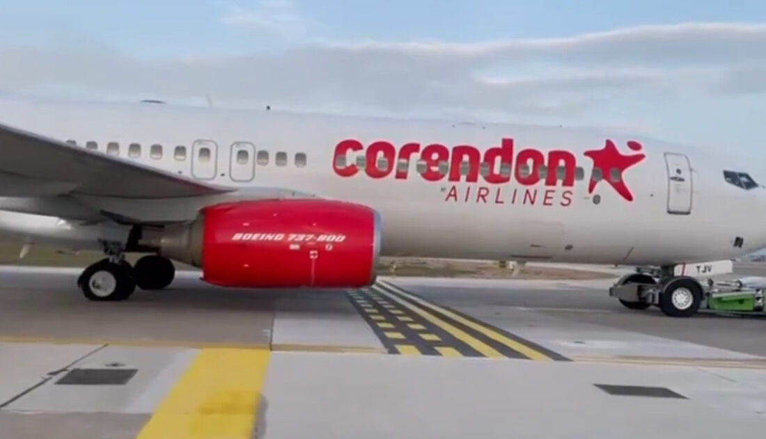 Corendon’a ait Münih-Antalya seferini yapan Boeing 737-86J tipi uçağın saat