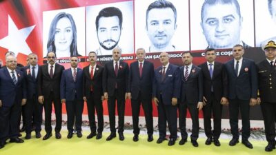 Cumhurbaşkanı Recep Tayyip Erdoğan, SAHAEXPO'da TUSAŞ standını ziyaret ederek taziyede