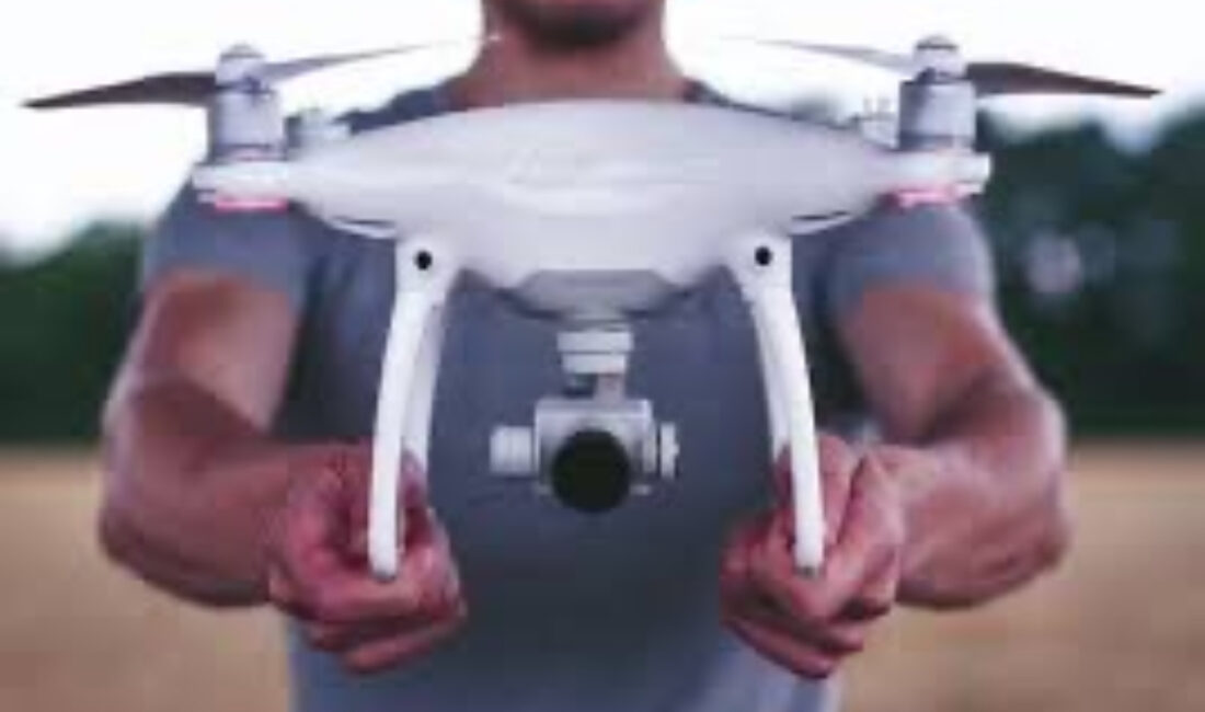 İngiliz pilotlardan drone uyarısı İngiliz Havayolu Pilotlar Derneği-BALPA, Noel tatili nedeniyle yoğunlaşan havayolu ulaşımını