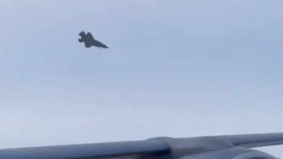 F-35 savaş uçağı Alaska'daki Eielson Hava Kuvvetleri Üssü'nde düştü. Pilotun