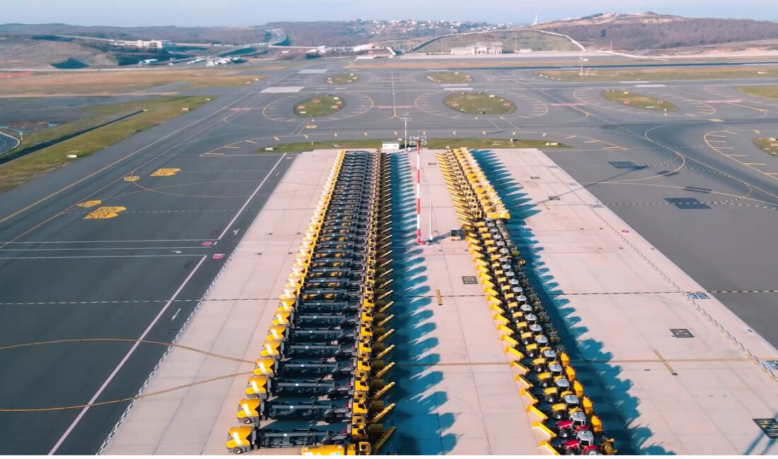 İstanbul Havalimanı’nda kardan uçuş trafiğinin etkilememesi için havalimanı işletmecisi İGA,