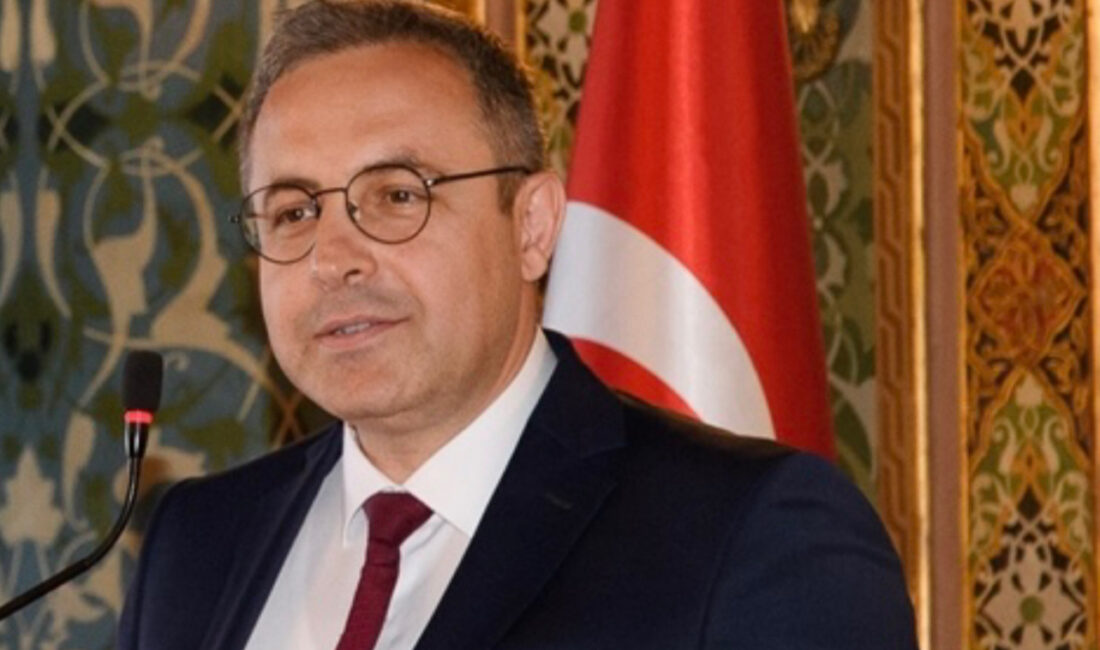 THY Uçuş İşletme’de flaş gelişme THY Uçuş Eğitim Başkanlığına Kaptan Pilot Fatih Rüştü Altunok getirildi.