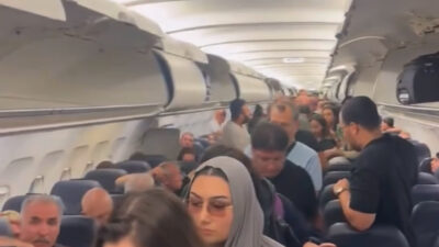 Ajet’in uçağı Brüksel’de arızalanınca uçuş iptal oldu.Yolcular saatlerdir uçağın içinde