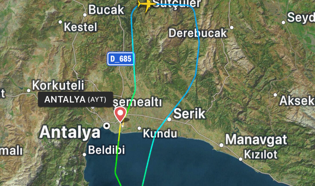 SunExpress uçağı arıza nedeniyle geri döndü
