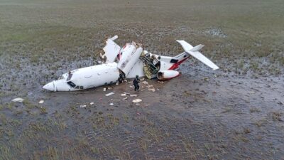 Venezuela’ya ait BAe-125-700A tipi bir uçağın enkazı Honduras’taki bir bataklıkta
