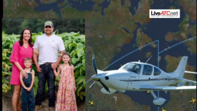 ABD Kuzey Carolina'nın Lee County bölgesinde, bir tarlaya Cirrus SR22T