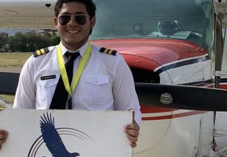 Eğitim Uçuşunda İki Uçak Havada Çarpıştı: Eğitmen Pilot ve Öğrencisi