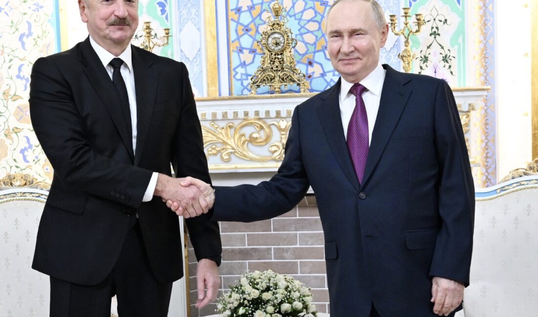 Putin: “Trajedi için özür diliyorum, tazminatlar ödenecek” Azerbaycan Cumhurbaşkanı İlham Aliyev ile Rusya Federasyonu Cumhurbaşkanı Vladimir Putin,