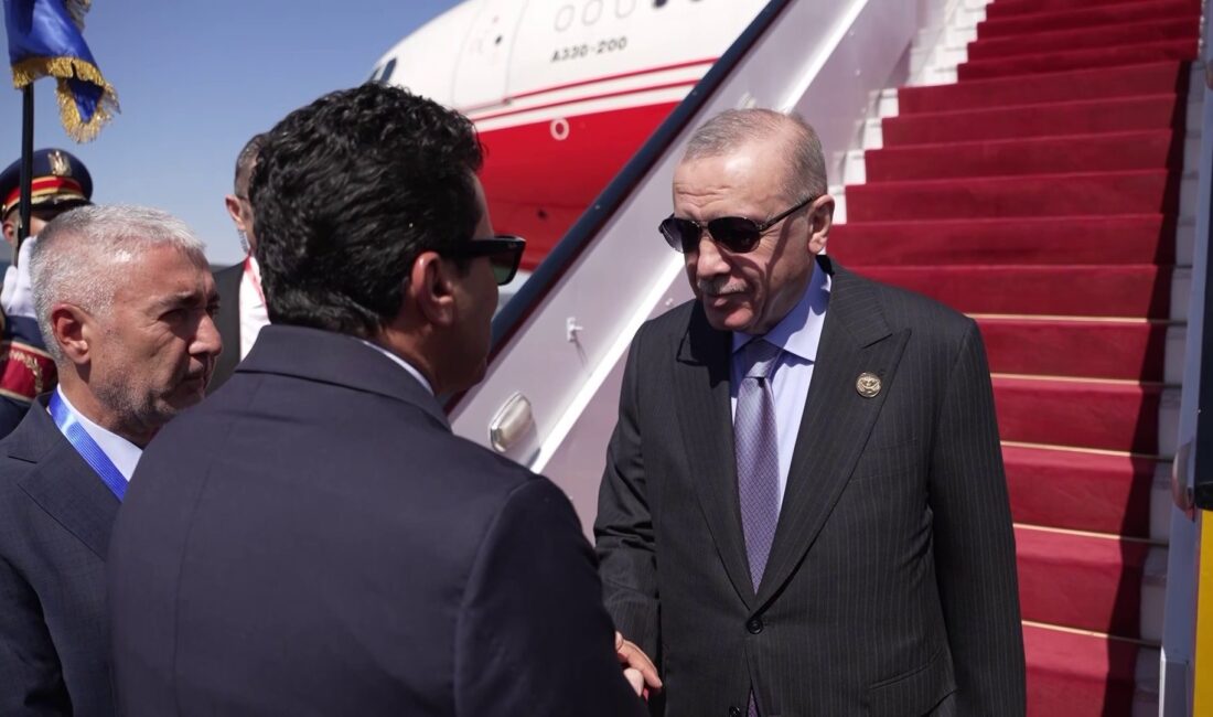 Cumhurbaşkanı Erdoğan’ı taşıyan uçak Mısır’da pisti pas geçti Cumhurbaşkanı Erdoğan’ı taşıyan uçak Mısır’ın Şarm el-Şeyh Havalimanı pistini pas