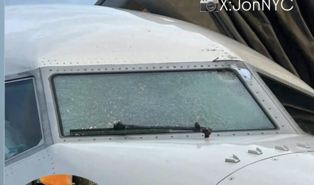 11 Bin Metrede Gizemli Darbe: Uçak Camı Çatladı, Pilot Yaralı