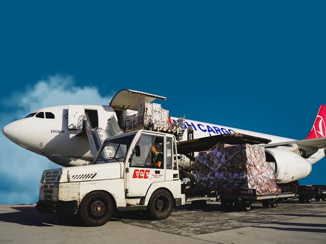 TGS Yer Hizmetleri İç Geçiş İlanları Yayınladı TGS Yer Hizmetleri(TGS), mevcut çalışanlarına yönelik yeni iç geçiş ilanları