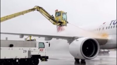 Olumsuz Hava Koşulları Uçuşları Etkiledi: 1 Ocak’ta THY 50, AJet