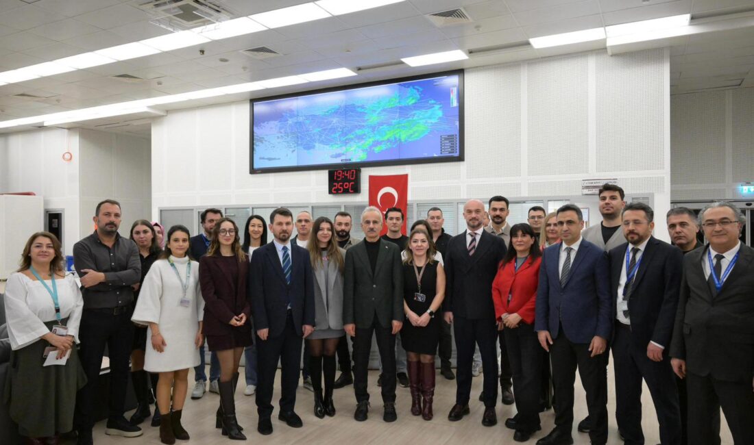 Ulaştırma ve Altyapı Bakanı Abdulkadir Uraloğlu, Devlet Hava Meydanları İşletmesi
