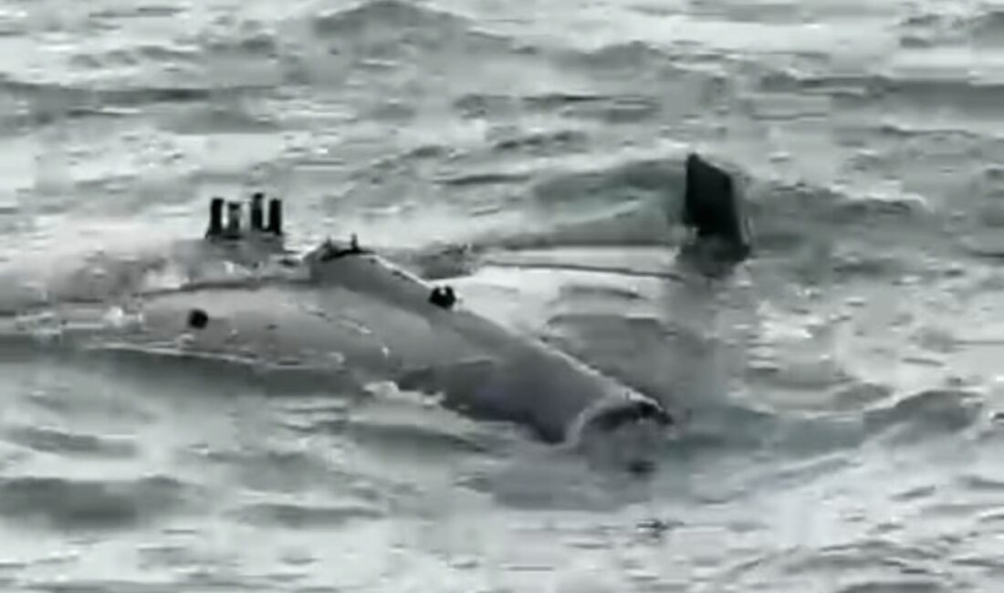 Balıkçılar, Arnavutköy Karaburun açıklarında denizde şüpheli bir cisim fark etti;