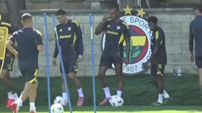 Fenerbahçe, Türk Hava Yolları ile sponsorluk anlaşmasına imza attı. Sarı-lacivertli