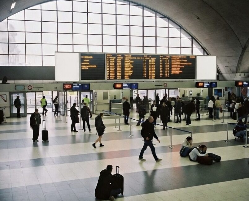 İtalya’da Grev: 26 Şubat’ta Uçuşlar Tehlikede İtalya’da havacılık sektörü perşembe günü (26 Şubat) 24 saatlik grevle