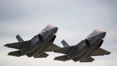 İran Devrim Muhafızları, ABD’ye ait F-35 savaş uçağının, hava savunma