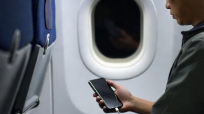 Uçak Yolcularına Yeni Kısıtlama: Powerbank’ler Sadece Kabin Bagajında, En Fazla