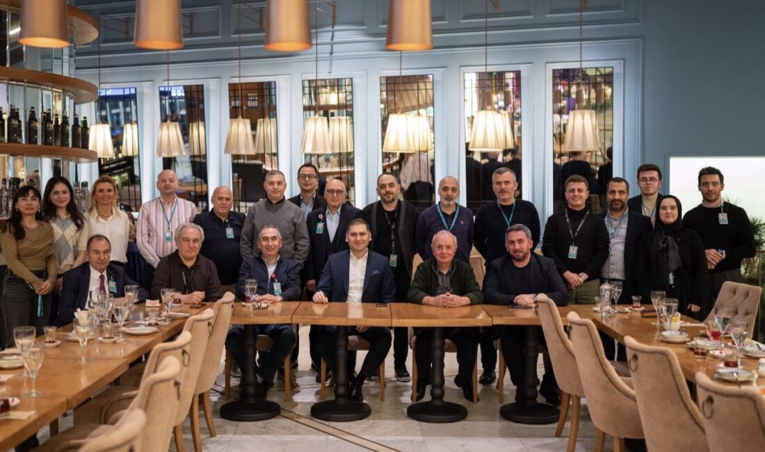 İGA Yöneticileri, İHMD Temsilcileriyle İftarda Buluştu İGA İstanbul Havalimanı CEO’su Selahattin Bilgen ve yöneticiler, İstanbul Havalimanları