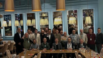 TAV Havalimanları’nın yiyecek-içecek iştiraki BTA’nın CEO’su Baha Bülbül ve yöneticileri,