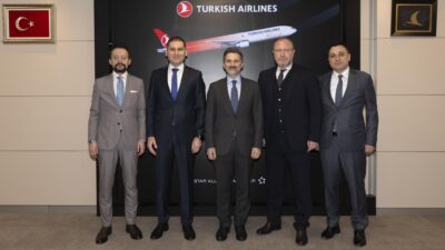 İGA Havalimanı İşletmesi CEO’su Selahattin Bilgen ve yöneticiler, Türk Hava