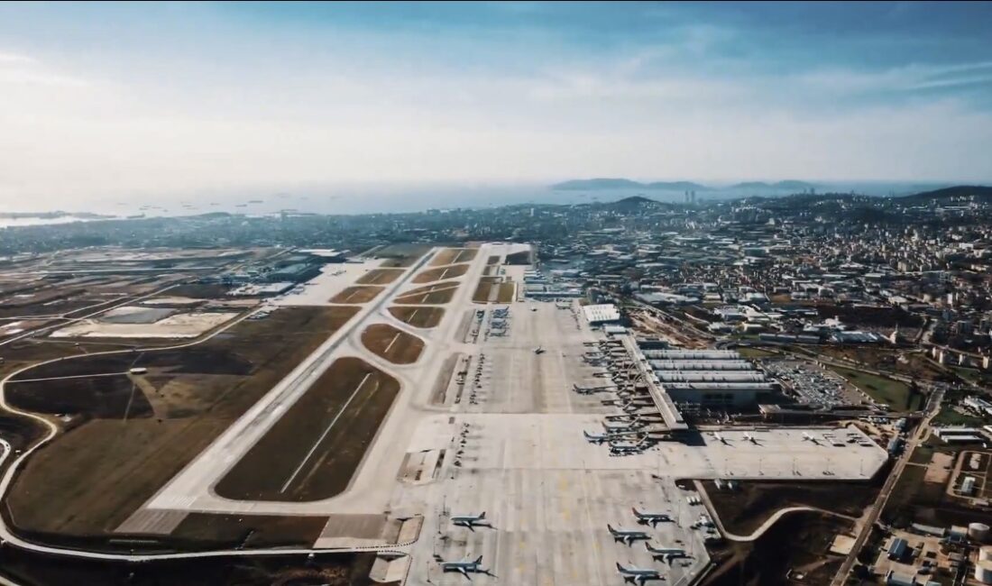 İstanbul Sabiha Gökçen Havalimanı’nda, 06L/24R pistinin inşaat çalışması nedeniyle kapalı