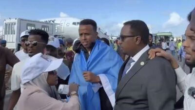 Somalili Hakeme T.rör Örgütü Sorgusu: ABD, Sınırda 11 Saat Tutup