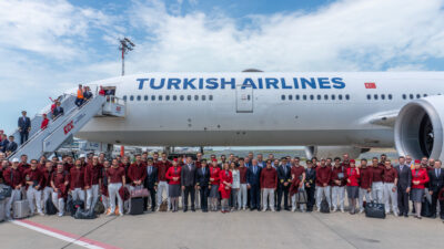 A Milli Futbol Takımı İstanbul Havalimanı’ndan ABD’ye coşkuyla uğurlandı
