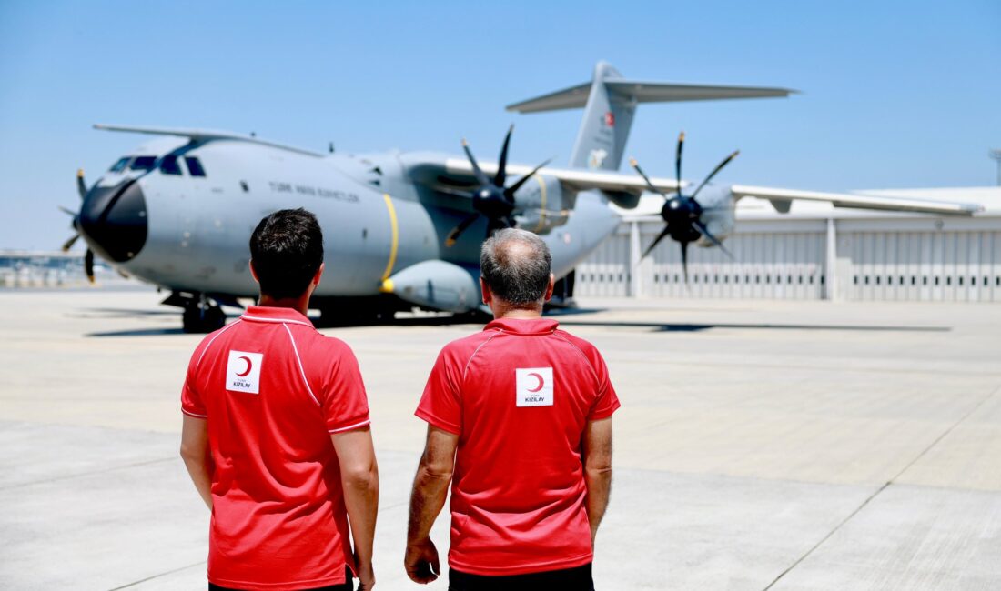 Türkiye’den Venezuela’ya Yardım Türkiye’den Venezuela’ya Yardım: A-400 Tipi Askeri Nakliye Uçağı Havalandı
