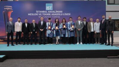 İstanbul Havalimanı Mesleki ve Teknik Anadolu Lisesi İlk Mezunlarını Verdi
