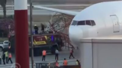 Türk Hava Yolları’na ait TC-LKD tescilli Boeing 777 tipi uçak,