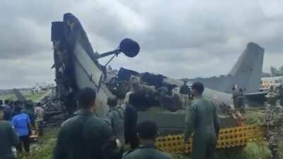 Hindistan Hava Kuvvetleri’ne Ait AN-32 Uçağı İnişte Kaza Yaptı
