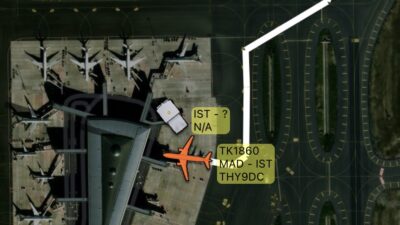 THY’nin Madrid-İstanbul Uçağında Yolcu Rahatsızlandı. Pilot İnişte Ambulans Talep Etti