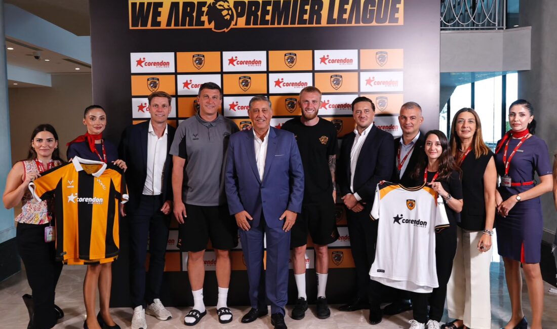 Hull City, Corendon Airlines ile sponsorluk anlaşmasını uzattı Hull City, yeni sezon hazırlıkları kapsamında İstanbul'da Kasımpaşa SK ile