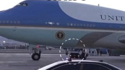 Trump, Ankara’daki gizli uçak değişimini doğruladı Trump, Ankara’daki gizli uçak değişimini doğruladı: İkram aracıyla başka uçağa