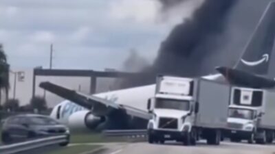 Kargo uçağı Miami’de pisti aşıp caddeye çıktı Porto Riko’nun San Juan kentinden havalanan Amazon Prime Air adına